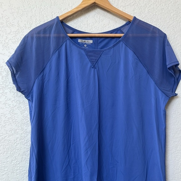 Another Love Active wear Shirt Top Blue size Medium - Picture 2 of 11